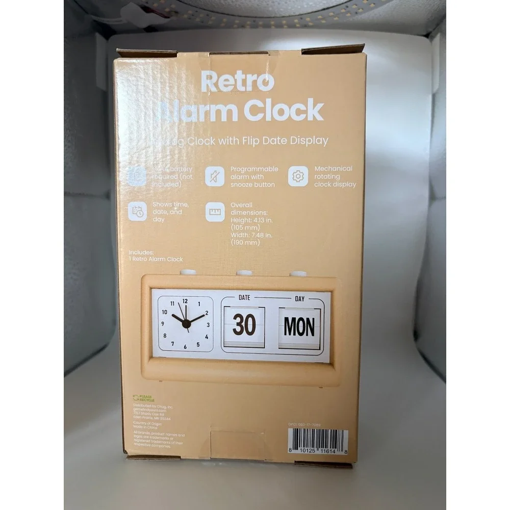 Retro Alarm‎ Clock - Analog Clock with Flip Date Display - NIB